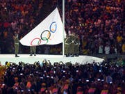 Wo wird die olympische Flagge 2026 gehisst werden? (Bild: KEYSTONE/LAURENT GILLIERON)