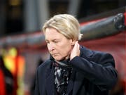 Die Schweizer Nationaltrainerin Martina Voss-Tecklenburg und ihre Mannschaft brauchen ein sportliches Wunder, um sich doch noch für die WM zu qualifizieren (Bild: KEYSTONE/SALVATORE DI NOLFI)