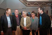 Die Teilnehmer des Podiums von links: Benno Büeler, Markus Limacher, Ingrid Grave, Silvia Brändle und Thomas Wallimann. (Bild: Marion Wannemacher (Stansstad, 9. November 2018))