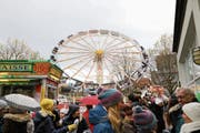Auch letztes Jahr war das Riesenrad eine Attraktion. (Bild: Zuger Presse/Daniel Frischherz (Baar, 13. November 2017))