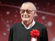 Stan Lee war an der Erfindung von Superhelden wie Spider-Man und Black Panther beteiligt und baute das Comic-Imperium Marvel auf. (Bild: KEYSTONE/EPA/KIYOSHI OTA)