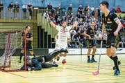 Topscorer Billy Nilsson jubelt nach einem Tor von Zug United. (Bild: Patrick Hürlimann (Zug, 10. November 2018))