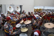 Die Löli-Tuuter im neuen, farbenfrohen Gewand. (Bild: Rolf Müller)