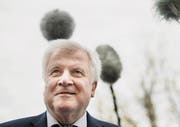 Horst Seehofer tritt als CSU-Vorsitzender zurück. (Bild: Filip Singer/EPA (Sachsen, 12. November 2018))