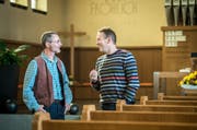 Martin Buser, Präsident der evangelischen Kirchgemeinde Sirnach, und sein neuer Mitarbeiter Beno Kehl. (Bild: Reto Martin)