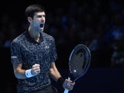 Weiterhin glänzend in Form: Novak Djokovic gewann seine Auftaktpartie an den ATP Finals gegen John Isner auf überzeugende Weise (Bild: KEYSTONE/EPA/FACUNDO ARRIZABALAGA)