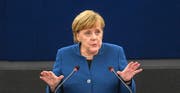 Angela Merkel spricht vor dem EU-Parlament. (Bild: Patrick Seeger/EPA (Strassburg, 13. November 2018))