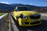 Bei einem Auffahrunfall wurde eine 48-jährige Frau leicht verletzt. (Bild: Kapo)