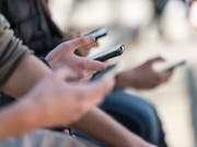 Das soziale Netzwerk will das Geld aus dem Börsengang in die Weiterentwicklung des Produkts stecken. (Bild: KEYSTONE/CHRISTIAN BEUTLER)
