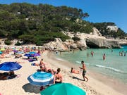 Spanien blieb für Hotelplan die Top-Destination - trotz Preiserhöhungen der dortigen Hotels. (Bild: KEYSTONE/AP Albert Stumm)