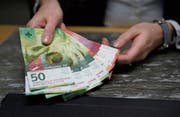Boni sind ein zentraler Bestandteil in den Vergütungssystemen von Banken. (Bild: Corinne Glanzmann (18. Januar 2018))