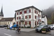 Der Fischinger Gemeinderat will das zweite Obergeschoss im Gemeindehaus umbauen. (Bild: Roman Scherrer)