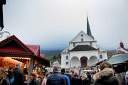 Das Gedränge gehört zum Stanser Markt.