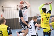 Gossaus Patrik Hrusak (am Ball) erzielte acht Tore. (Bild: Ralph Ribi)