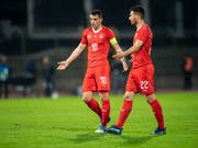 Bei den Schweizern lief gegen Katar nichts zusammen. Granit Xhaka (Nummer 10) und Fabian Schär sind ratlos (Bild: KEYSTONE/ENNIO LEANZA)