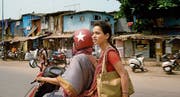 Ratna (Tillotama Shome) nutzt die wenigen Möglichkeiten, die sie hat, und nimmt ihr Leben selbst in die Hand. (Bild: Xenix)