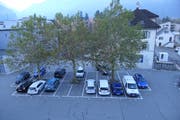 Die Gemeinde Altdorf investiert in die neue Tiefgarage unter dem Gemeindehausparkplatz 2,75 Millionen Franken. (Bild: Markus Zwyssig, 19. Oktober 2018)