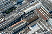 Luftaufnahme der Firma Bühler in Uzwil: Die Schweiz verliere ihren Status als verlässlicher Partner bei einer Annahme der SBI, sagen Ostschweizer Unternehmer. (Bild: Reto Martin)