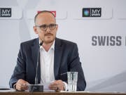 Wird Swiss Ice Hockey per Ende der Saison 2018/19 verlassen: CEO Florian Kohler (Bild: KEYSTONE/URS FLUEELER)