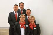 Der designierte Verwaltungsrat der Raiffeisenbank Urnerland (hinten von links): Markus Christen, Urs Aschwanden und Peter Perren; vorne: Elda Saurer (links) und Angela Dillier. (Bild: PD)