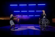 Niklas Ritter inszenierte «Welt am Draht» (nach Rainer Werner Fassbinder) am Vorarlberger Landestheater. (Bild: Anja Köhler)