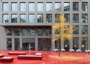 Der Hauptsitz der Raiffeisen-Gruppe in der St.Galler Innenstadt. (Bild: Thomas Hary)