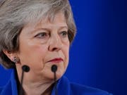 Nach der Einigung auf das Brexit-Abkommen am Sonntag beim Sondergipfel in Brüssel will die britische Premierministerin Theresa May das Parlament in London von ihrem Brexit-Deal überzeugen. (Bild: KEYSTONE/EPA/JULIEN WARNAND)