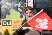 Lancierte praktisch im Alleingang eine Initative: Hornkuh-Initiant Armin Capaul. (Bild: KEYSTONE/Laurent Gillieron)