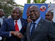 Der Chef der grössten Oppositionspartei Felix Tshisekedi (r) will seinen Vizekandidaten Vital Kamerhe zum Regierungschef machen, sollte er die Präsidentschaftswahl gewinnen. (Bild: KEYSTONE/AP/BEN CURTIS)