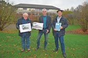 Baukomissionspräsident Armin Huber, Primarschulpräsident Thomas Wieland und Schulleiter Jean-Philippe Gerber. (Bild: Mario Testa)