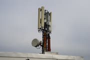 Zankapfel Mobilfunkantenne: Anwohner wollen den Bau einer solchen Anlage am See in Staad bekämpfen. (Bild: Sandro Büchler)