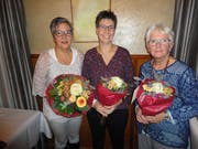 Sie wurden an der Generalversammlung geehrt: Claudia Zwyer, Priska Bucheli (neues Ehrenmitglied), Sabina Albert. (Bild: PD)