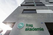 Das Gebäude mit der FC-St. Gallen-Nachwuchsakademie an der Kunklerstrasse 1 ist verkauft worden. (Bild: Hanspeter Schiess)