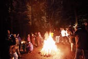 Der Laui-Zauber soll die Stimmung von einer Waldweihnacht haben. (Symbolbild: Stefan Schaufelberger)