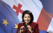 Salome Surabischwili bei ihrer Siegesrede. (Bild: Mikhail Japaridze/Getty (Tiflis, 28. November 2018))
