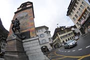 Telldenkmal auf dem Rathausplatz in Altdorf. (Bild: Urs Hanhart)