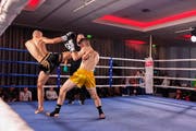 Kevin Subasic TKBC Luzern (schwarz) gegen Moritz Gründer, Golden Dragon Basel (gelb)
