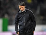 Sions Trainer Murat Yakin sah am Sonntag nichts Erfreuliches (Bild: KEYSTONE/GIAN EHRENZELLER)
