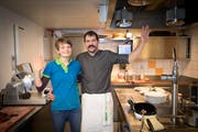 Nicole und Bernhard Knechtle verabschieden sich als Pächter des Aeschers. (Bild: Ralph Ribi)