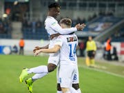 Torschützen unter sich: Stephen Odey und Toni Domgjoni trafen in Luzern (Bild: KEYSTONE/ALEXANDRA WEY)