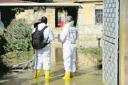 In diesem Haus in Casteldaccia kamen bei Überschwemmungen neun Menschen ums Leben. Bild: Guglielmo Magiapane/Reuters (4. November 2018)