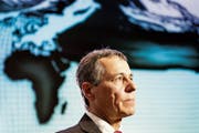 Aussenminister Ignazio Cassis kann sich auch eine spätere Unterzeichnung des Pakts vorstellen. (Bild: Peter Schneider/Keystone)