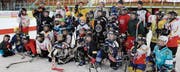 Nationalliga-Cracks trainierten in Widnau mit Buben und Mädchen. (Bild: smr)