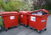 An Sammelstellen in den beteiligten Gemeinden kann man die gefüllten Kuh-Bags abgeben. (Bild: pd)