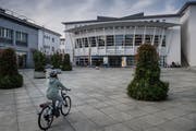 Finanziell steht Meggen – hier im Bild das Gemeindehaus – trotz Defizit gut da. (Bild: Boris Bürgisser, 7. November 2018)