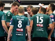 Wacker-Trainer Martin Rubin versucht seine Mannschaft auf Kurs zu bringen (Bild: KEYSTONE/EPA/ROBERT GHEMENT)