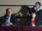Staatsrat Pierre-Yves Maillard (l.) will 2019 nicht für den frei werdenden Sitz von Géraldine Savary kandidieren. (Bild: Keystone/DOMINIC FAVRE)