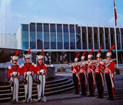 Undatiertes Bild der Stadtmusik Luzern vor dem ehemaligen Kultur- und Kongresshaus. (Bild: PD)