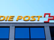 Die PostAuto-Tochter CarPostal France hat zwar den Zuschlag für den Weiterbetrieb des Stadtnetzes von Salon-de-Provence erhalten. Die Post prüft aber weiterhin einen geordneten Ausstieg aus dem Geschäft in Frankreich. (Bild: KEYSTONE/ANTHONY ANEX)