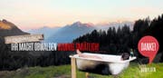 Das Siegerbild von Armin Nufer mit seiner Frau in der Badewanne. (Bild: PD)